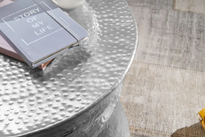 FineBuy Couchtisch Wohnzimmertisch Sofatisch rund Hammerschlag Metall Alu Modern