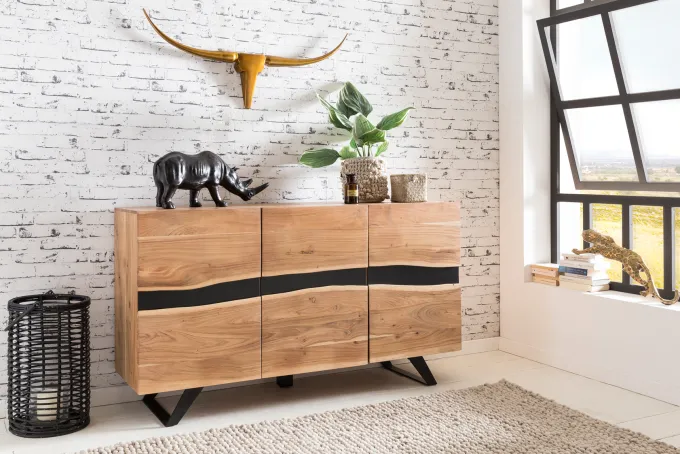 Massivholz Sideboard 150cm Akazie Natur Kommode mit 3 Türen Baumkante Metall schwarz